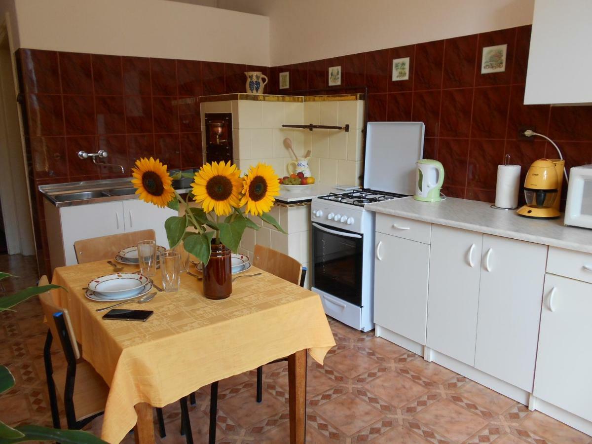 Apartament Krakowski Styl Exteriör bild